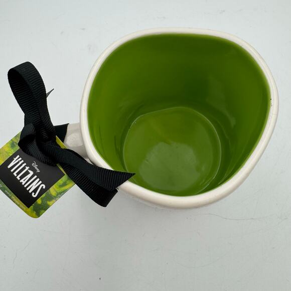 Rae Dunn Disney Villains Evil Witch Mug Green Inside Halloween Ceramic Cup - Picture 6 of 9